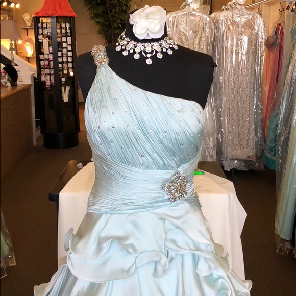 🧚♀️Mac Duggal Ball Gown 🧚♀️ - Picture 2 of 8